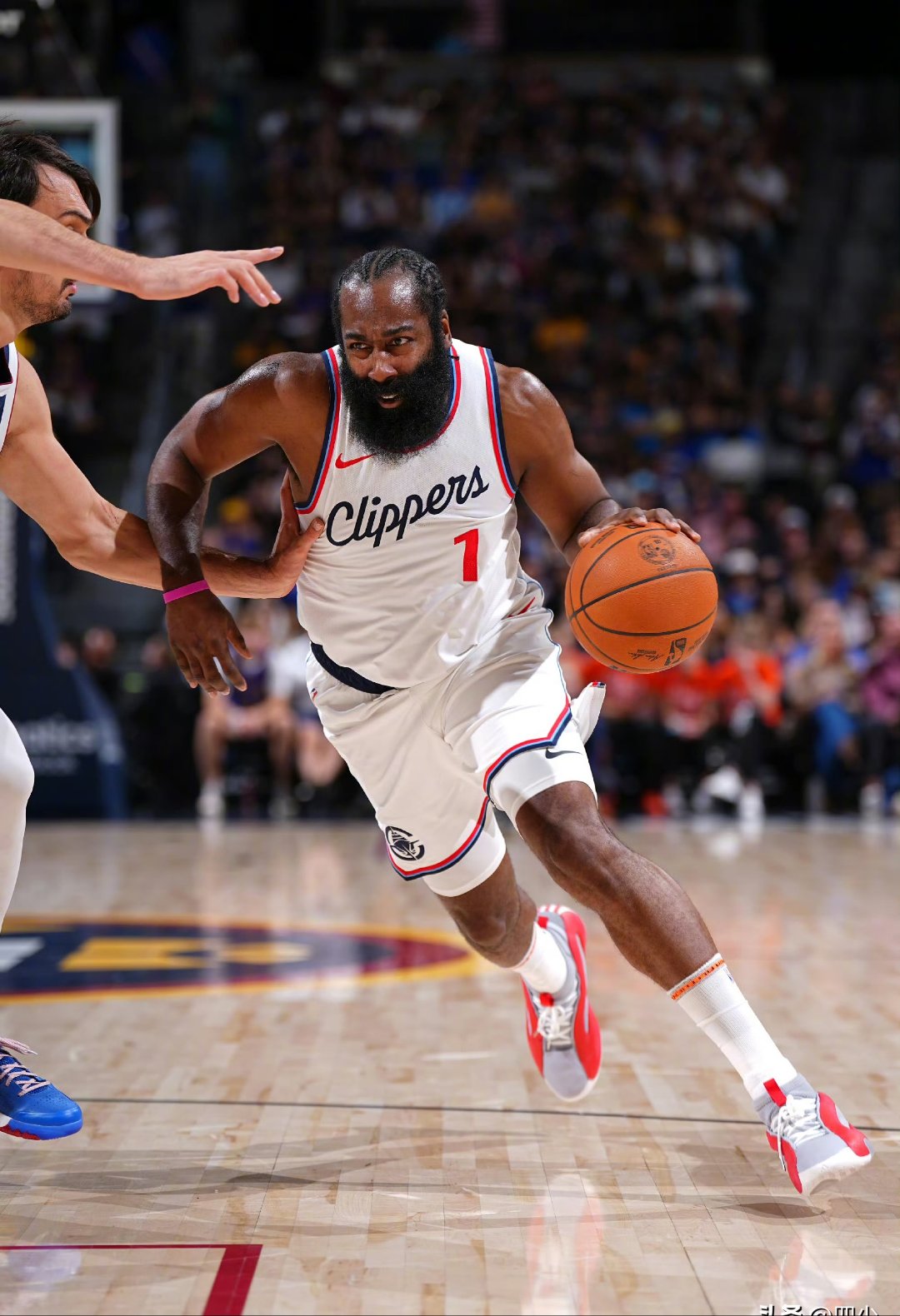 哈登连续七场比赛得分超过最后时刻胜出，独行侠不断突破！的简单介绍-开云官网